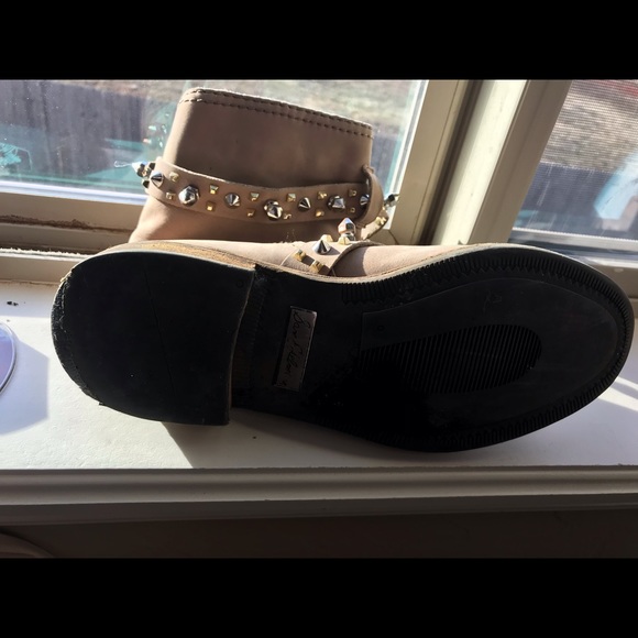 Sam Edelman booties with gold and silver accents - Picture 4 of 8